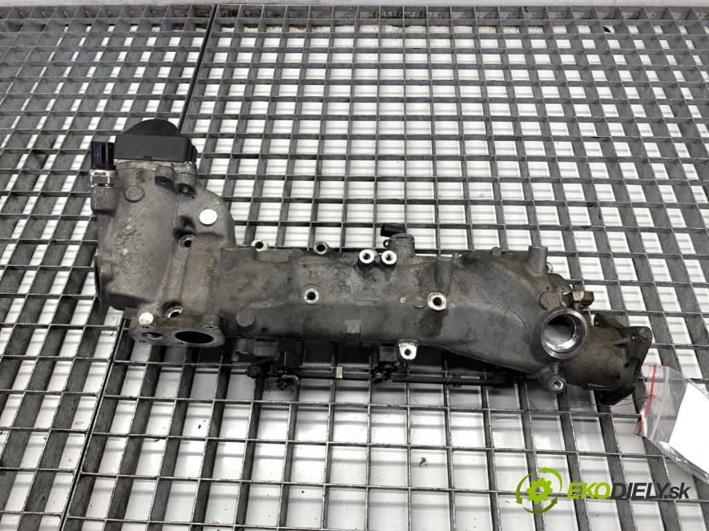 MERCEDES-BENZ W166 SUV 2013 190 kW ML 350 BlueTEC 4-matic (166.024) 2987 potrubí sání LF00052 (Sací potrubí)