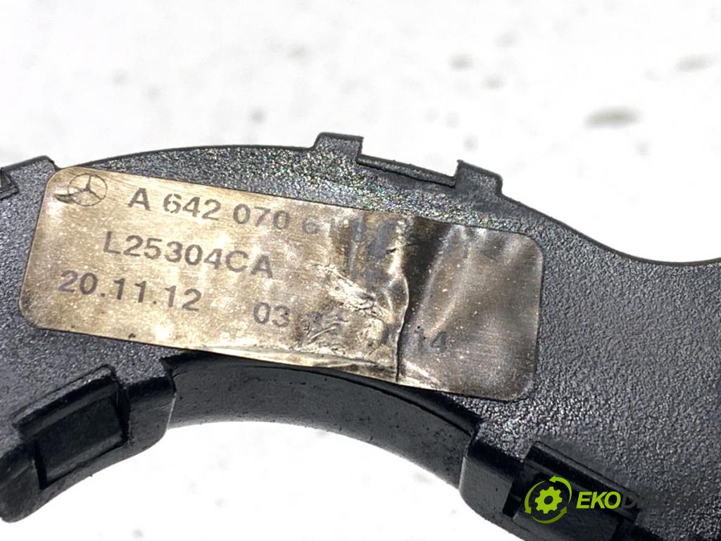 MERCEDES-BENZ W166 SUV 2013 190 kW ML 350 BlueTEC 4-matic (166.024) 2987 trubka PALIVO: A6420700277