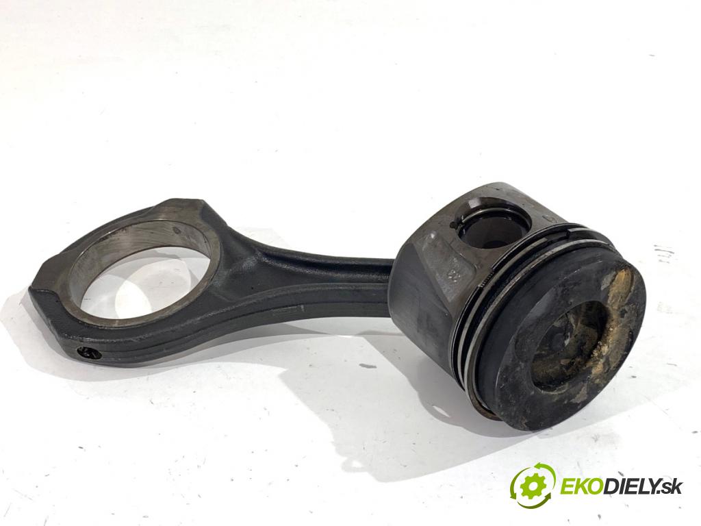 MERCEDES-BENZ W166 SUV 2013 190 kW ML 350 BlueTEC 4-matic (166.024) 2987 PIEST: ojnica  (Piest)