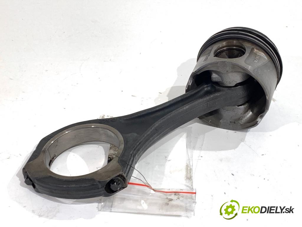 MERCEDES-BENZ W166 SUV 2013 190 kW ML 350 BlueTEC 4-matic (166.024) 2987 PIEST: ojnica  (Piest)