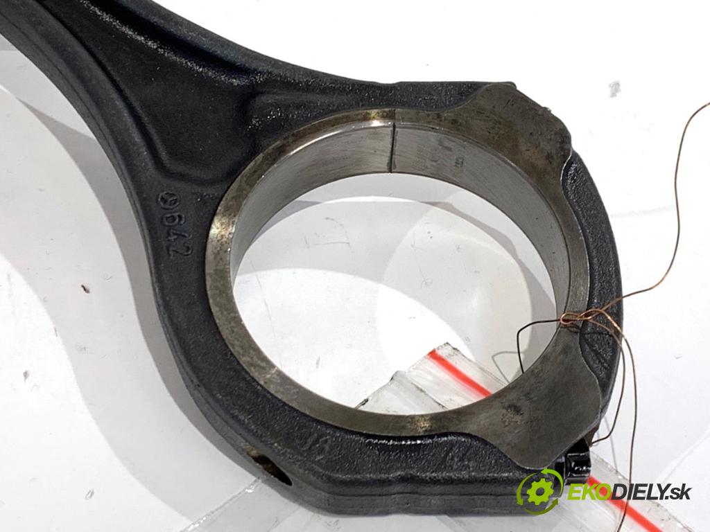 MERCEDES-BENZ W166 SUV 2013 190 kW ML 350 BlueTEC 4-matic (166.024) 2987 PIEST: ojnica  (Piest)