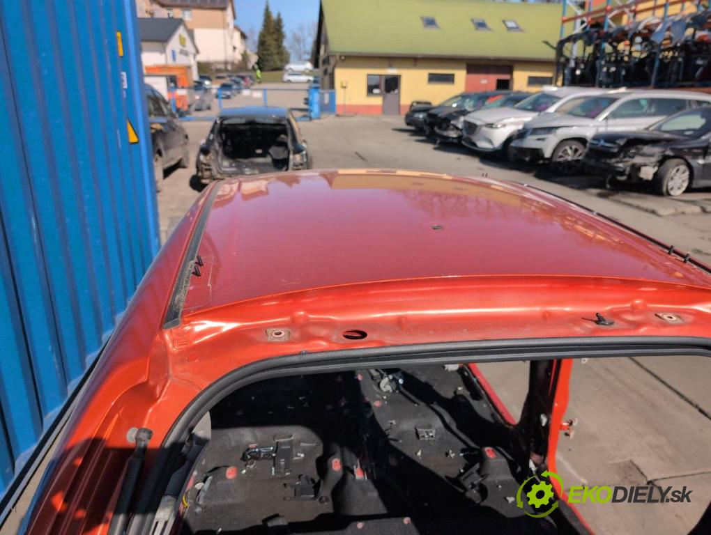 SUZUKI IGNIS III liftback 2017 66 kW 1.2 (ATK412) 1242 karoséria ČTVRŤÁK: Blatník prah strecha PODŁUŻNICA