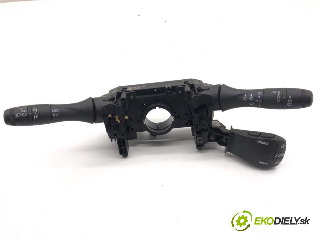 DACIA SANDERO III liftback 2024 74 kW 1.0 TCe 100 999 přepínač kombinovaný 255670975R (Páčky pod volantem)