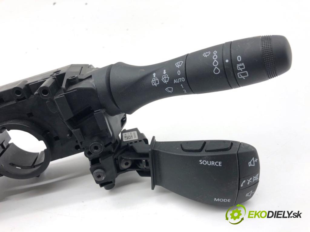 DACIA SANDERO III liftback 2024 74 kW 1.0 TCe 100 999 přepínač kombinovaný 255670975R (Páčky pod volantem)