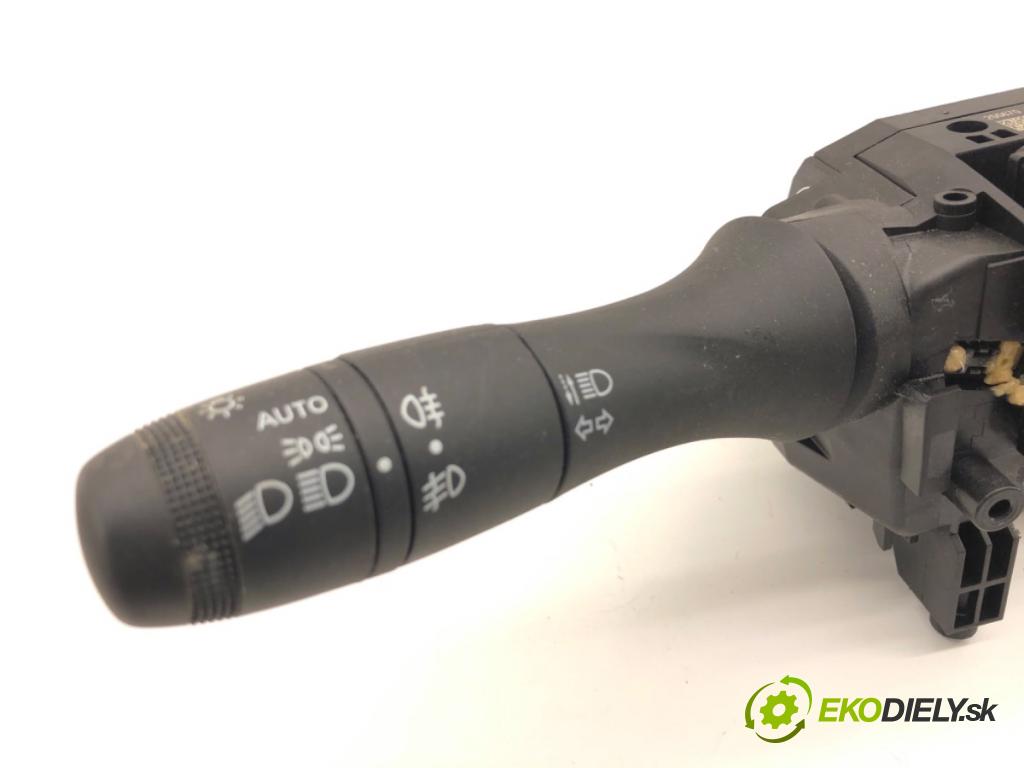 DACIA SANDERO III liftback 2024 74 kW 1.0 TCe 100 999 přepínač kombinovaný 255670975R (Páčky pod volantem)