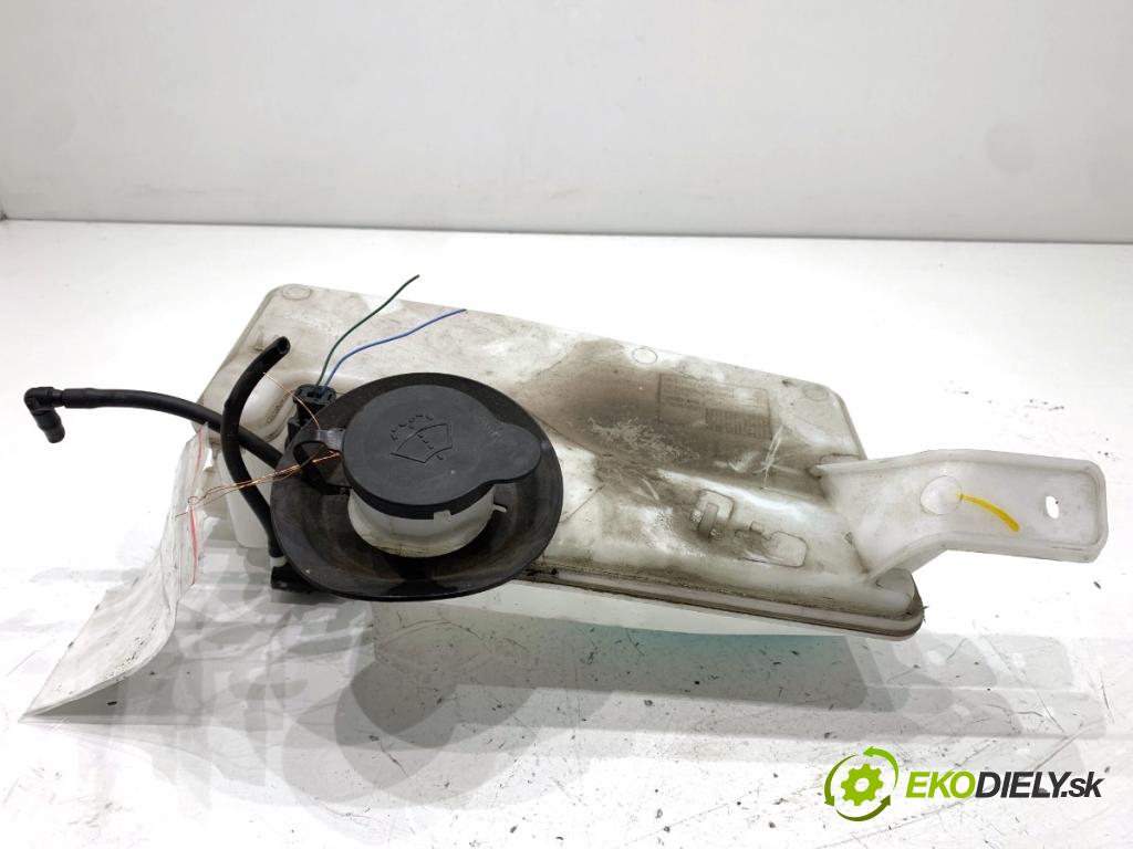 DACIA SANDERO III liftback 2024 74 kW 1.0 TCe 100 999 nádržka ostřikovačů 289105984R