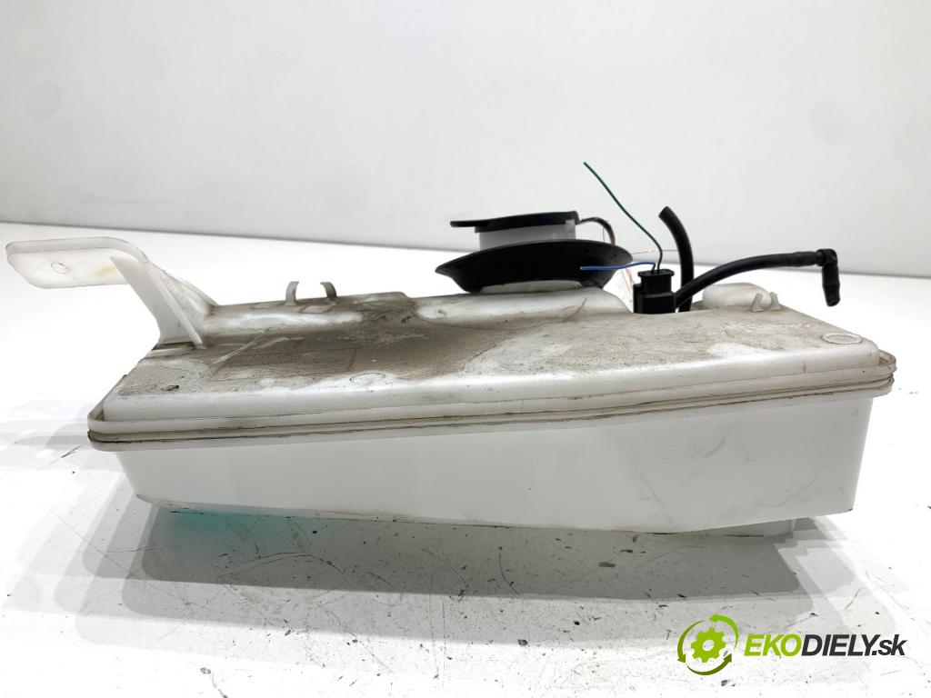 DACIA SANDERO III liftback 2024 74 kW 1.0 TCe 100 999 Nádržka ostrekovačov 289105984R