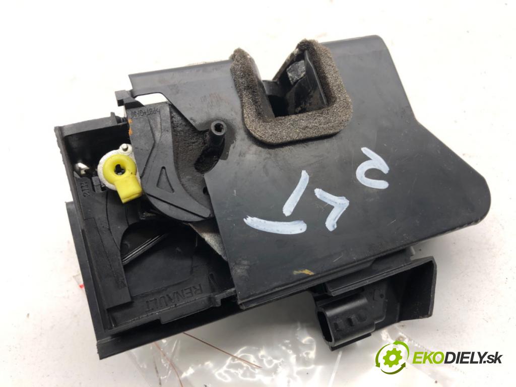 DACIA SANDERO III liftback 2024 74 kW 1.0 TCe 100 999 zámok dveře levý zadní část 825020994RB