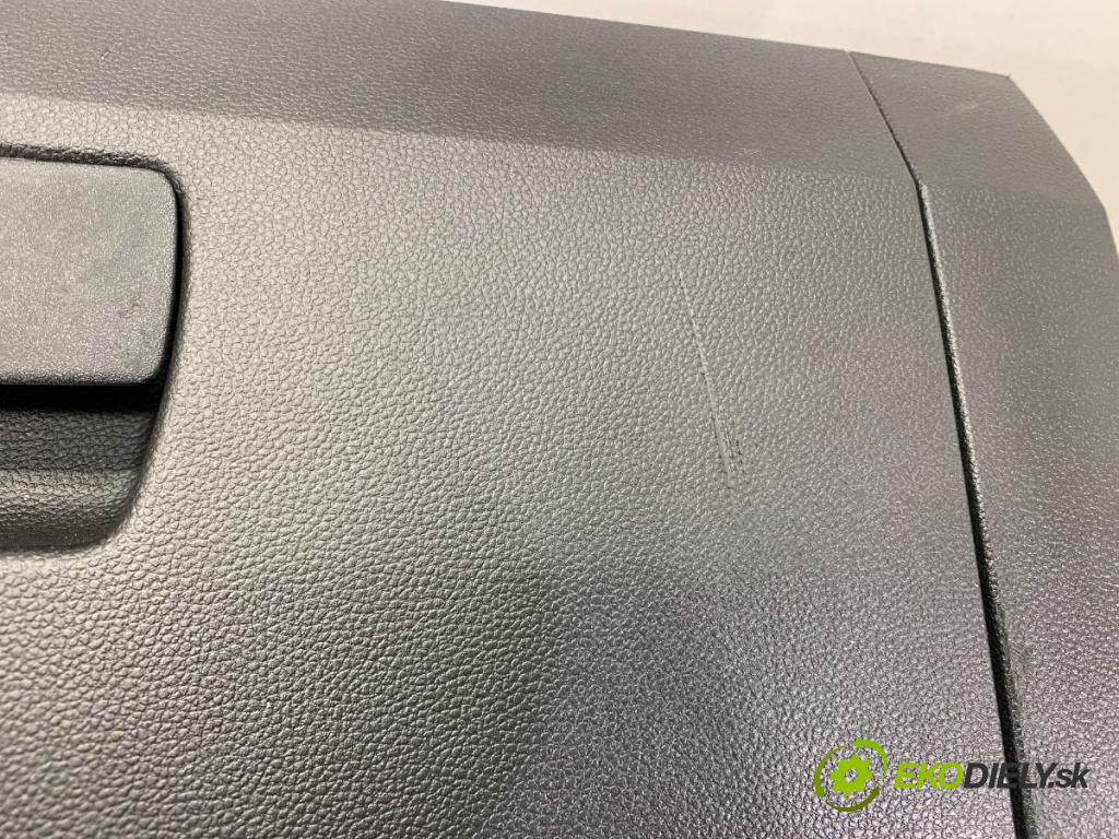 DACIA SANDERO III liftback 2024 74 kW 1.0 TCe 100 999 Priehradka, kastlík spolujazdca  (Priehradka (kastlík))