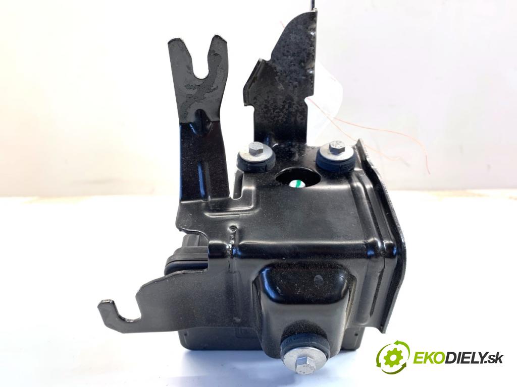 DACIA SANDERO III liftback 2024 74 kW 1.0 TCe 100 999 pumpa ABS 476609225R (Pumpa ABS)