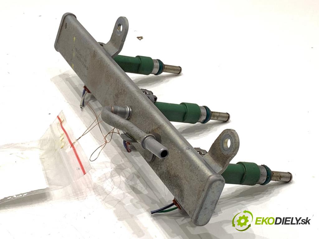 DACIA SANDERO III liftback 2024 74 kW 1.0 TCe 100 999 lišta vstřikovací 175204021R (Vstřikovací lišta)