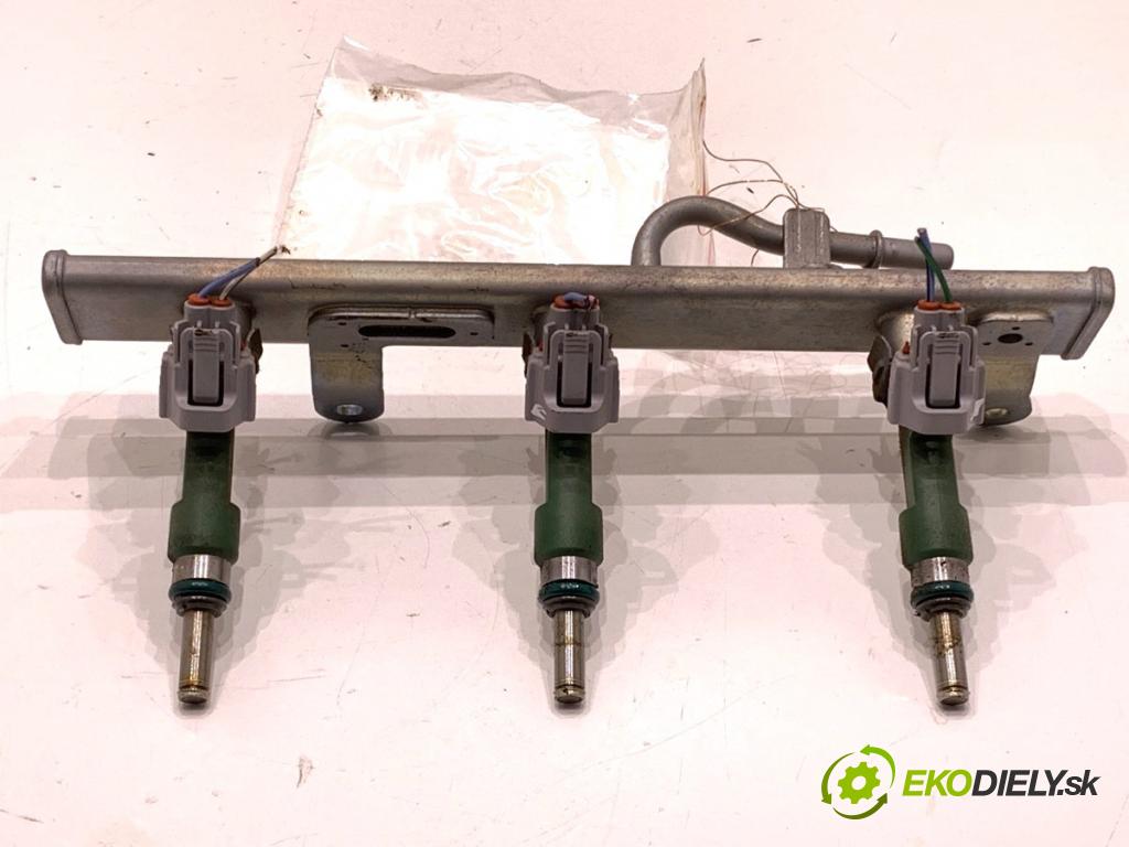 DACIA SANDERO III liftback 2024 74 kW 1.0 TCe 100 999 lišta vstřikovací 175204021R (Vstřikovací lišta)