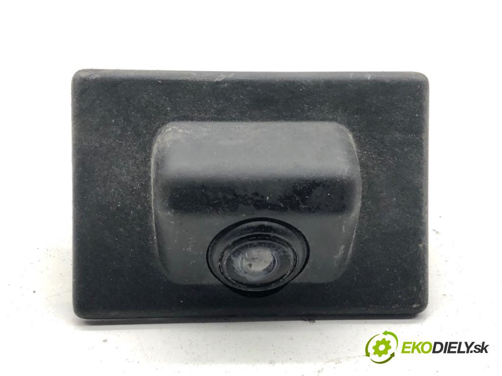 DACIA SANDERO III liftback 2024 74 kW 1.0 TCe 100 999 KAMERA ZPĚT: 