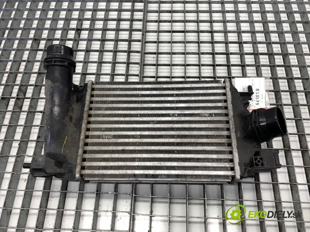 DACIA SANDERO III liftback 2024 74 kW 1.0 TCe 100 999 intercooler 144968819R (Intercooler (chladič stlačeného vzduchu))