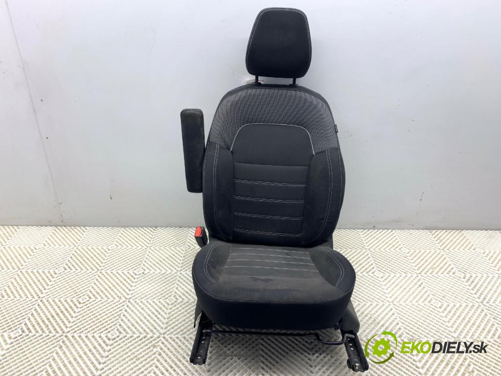 DACIA SANDERO III liftback 2024 74 kW 1.0 TCe 100 999 sedadlo levý přední část 