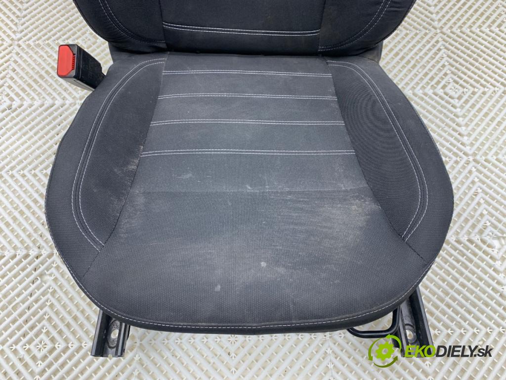 DACIA SANDERO III liftback 2024 74 kW 1.0 TCe 100 999 Sedadlo ľavy predný