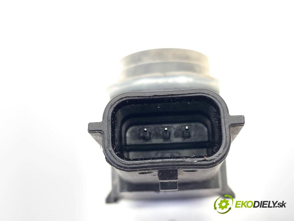 DACIA SANDERO III liftback 2024 74 kW 1.0 TCe 100 999 snímač PDC 284429097R