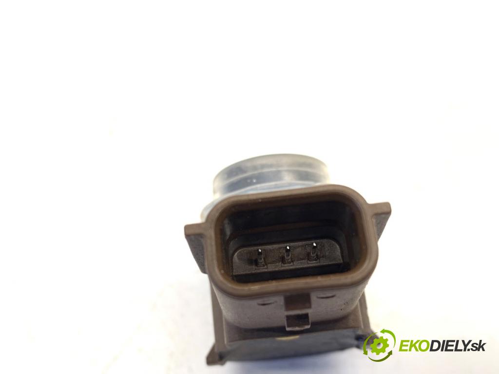 DACIA SANDERO III liftback 2024 74 kW 1.0 TCe 100 999 Snímač PDC 253A42542R