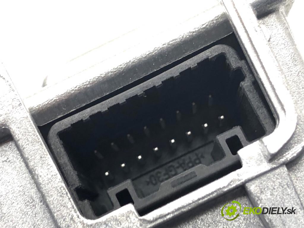 DACIA SANDERO III liftback 2024 74 kW 1.0 TCe 100 999 KAMERA okna prednej 284628124R