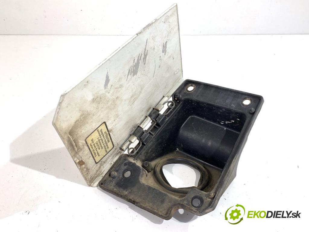 PEUGEOT BOXER I Autobus 2007 74 kW 2.2 HDi 100 2198 Dvierka nádrže paliva  (Kľučka dverí ostatné)