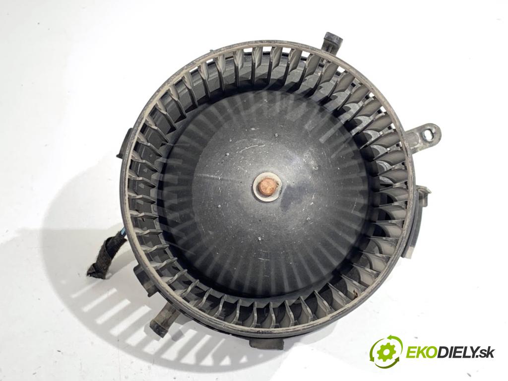 PEUGEOT BOXER I Autobus 2007 74 kW 2.2 HDi 100 2198 ventilátor kúrenia 77364058