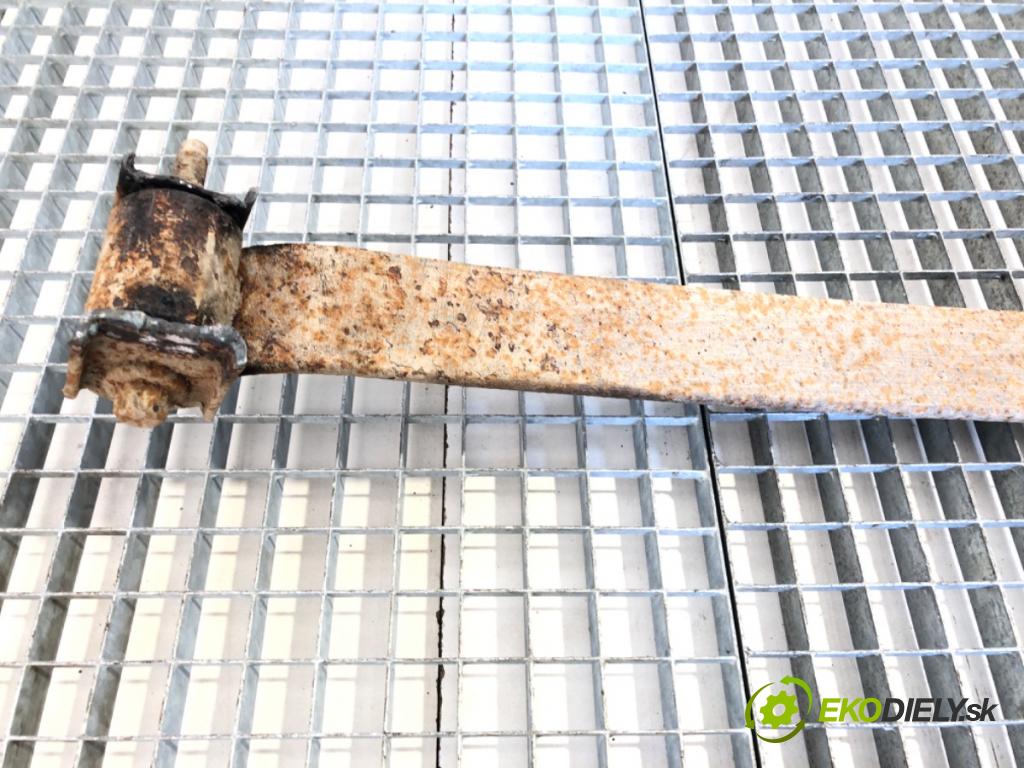 PEUGEOT BOXER I Autobus 2007 74 kW 2.2 HDi 100 2198 Listové pero pravy zad