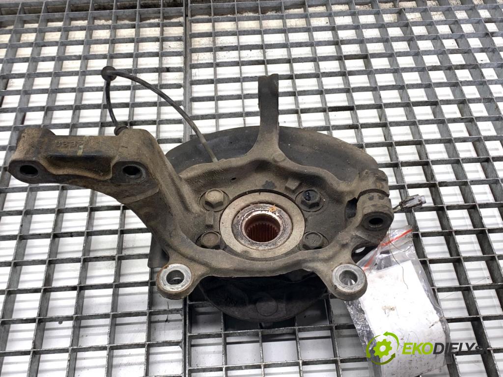 RENAULT KOLEOS I SUV 2012 110 kW 2.0 dCi (HY0K) 1995 náboj pravý přední část