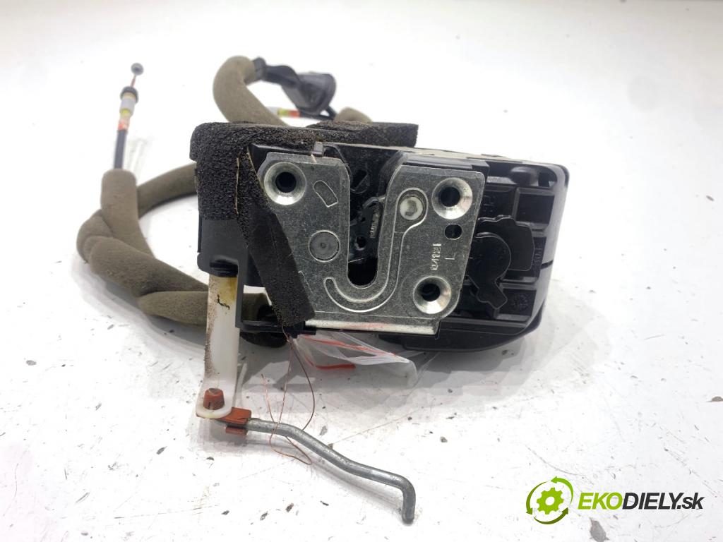 RENAULT KOLEOS I SUV 2012 110 kW 2.0 dCi (HY0K) 1995 zámok dveře levý přední část 