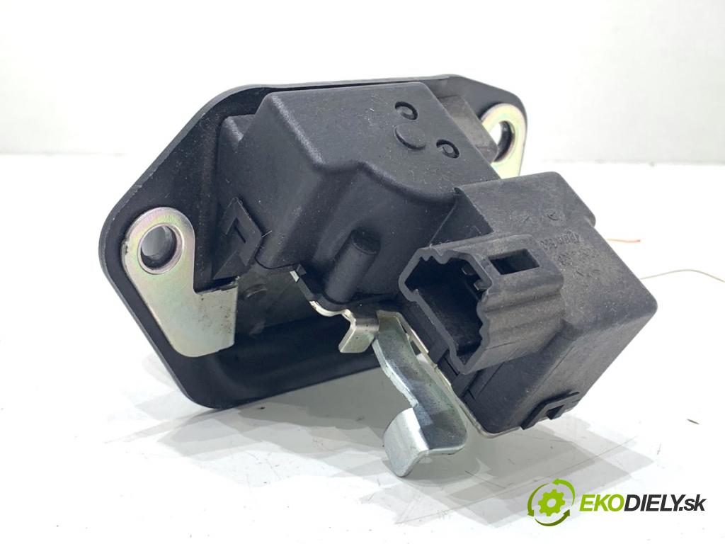 RENAULT KOLEOS I SUV 2012 110 kW 2.0 dCi (HY0K) 1995 zámok dveří zadní část 905923361R
