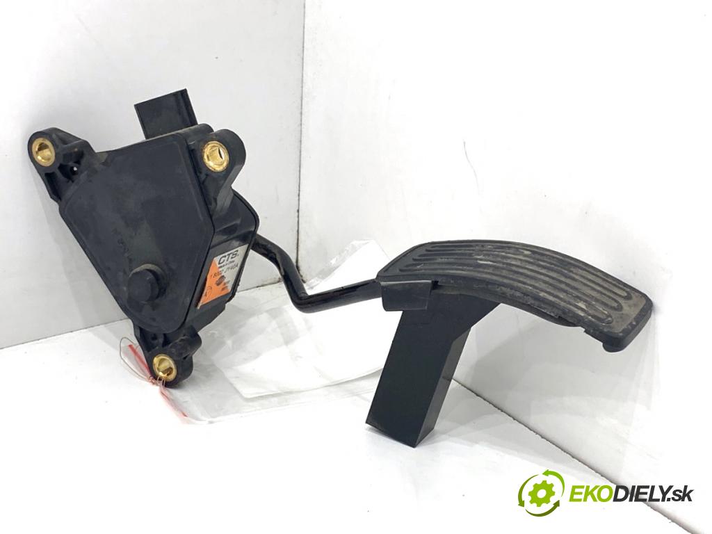 RENAULT KOLEOS I SUV 2012 110 kW 2.0 dCi (HY0K) 1995 Potenciometer plynu 18002JY40A (Potenciometer plynového pedálu)