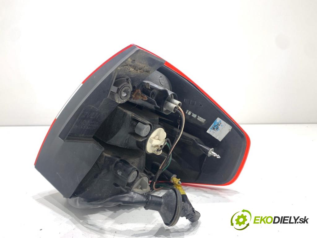 RENAULT KOLEOS I SUV 2012 110 kW 2.0 dCi (HY0K) 1995 Svetlo ľavy zad