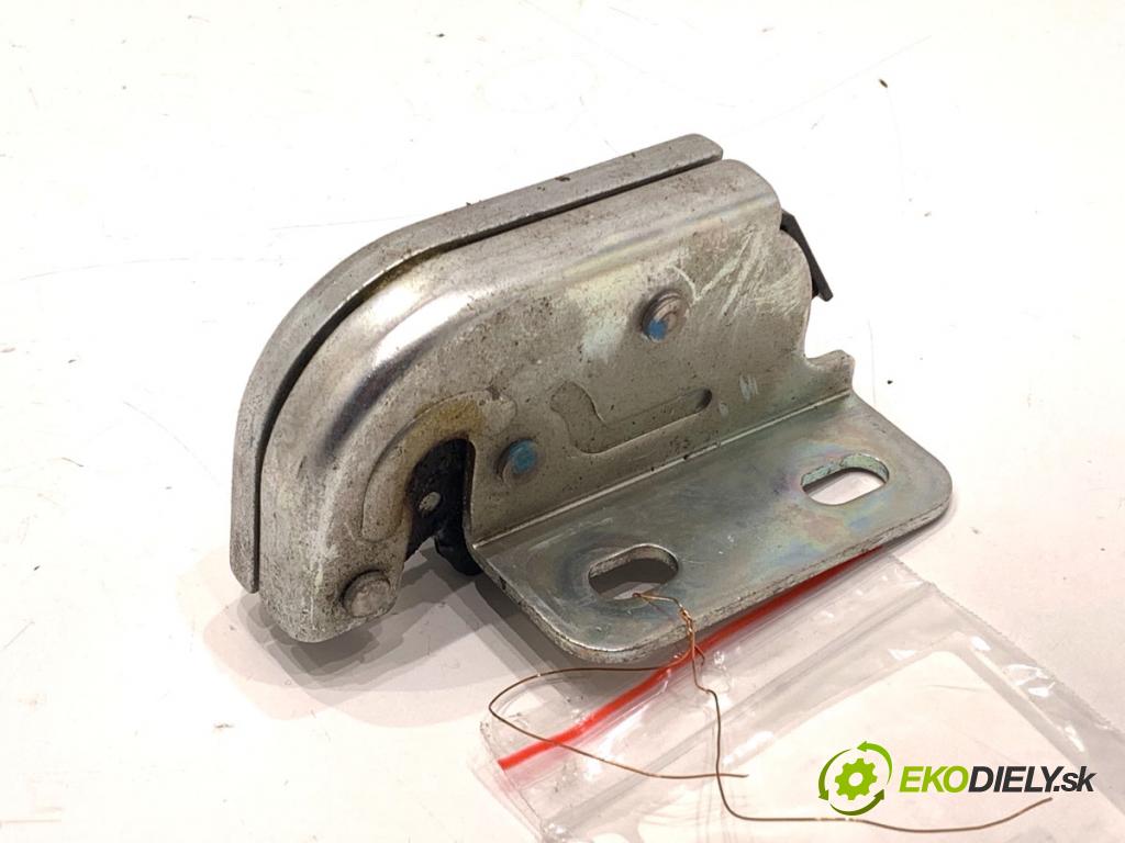 RENAULT KOLEOS I SUV 2012 110 kW 2.0 dCi (HY0K) 1995 zámok dverí zad 