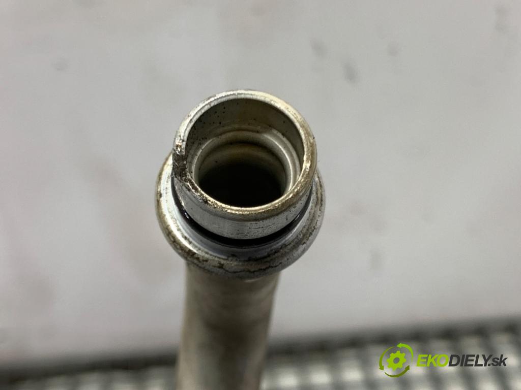 RENAULT KOLEOS I SUV 2012 110 kW 2.0 dCi (HY0K) 1995 rúrka klimatizace T1022327A (Trubka klimatizace)