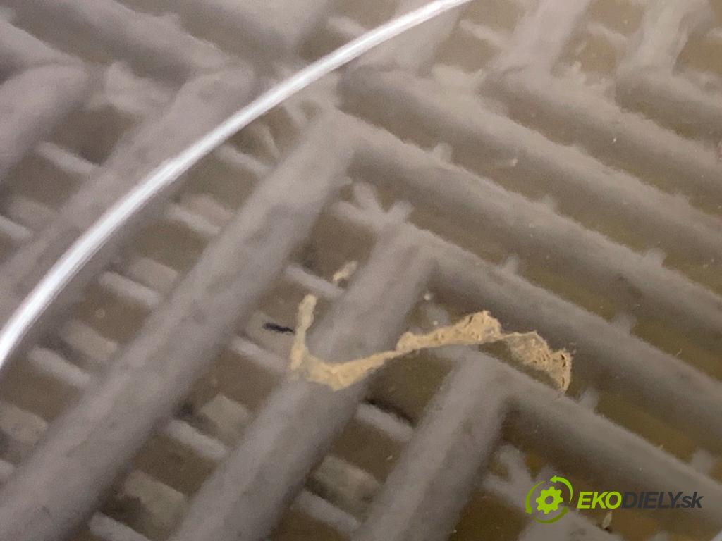 BMW E60 sedan 2007 173 kW 530 d 2993 Nárazník zad  (Kľučka dverí ostatné)