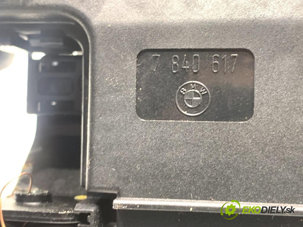 BMW E60 sedan 2007 173 kW 530 d 2993 zámok dverí zad 7840617