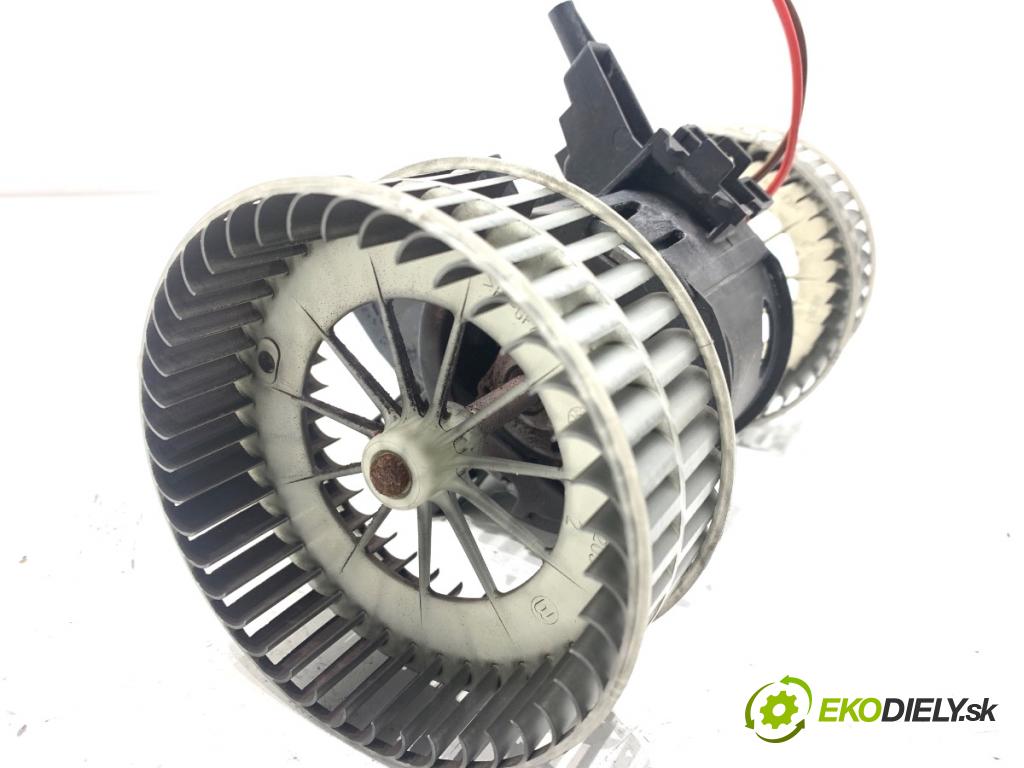 BMW E60 sedan 2007 173 kW 530 d 2993 ventilátor kúrenia