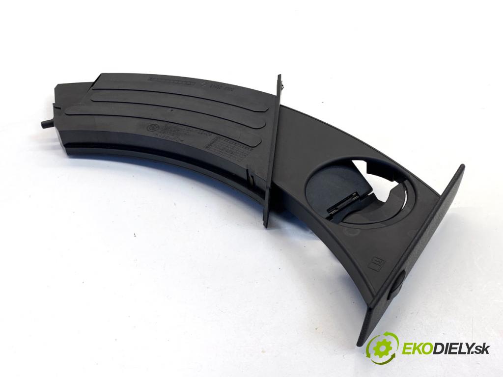 BMW E60 sedan 2007 173 kW 530 d 2993 Držiak na nápoje 7034132 (Držiak (úchyt) na nápoje)