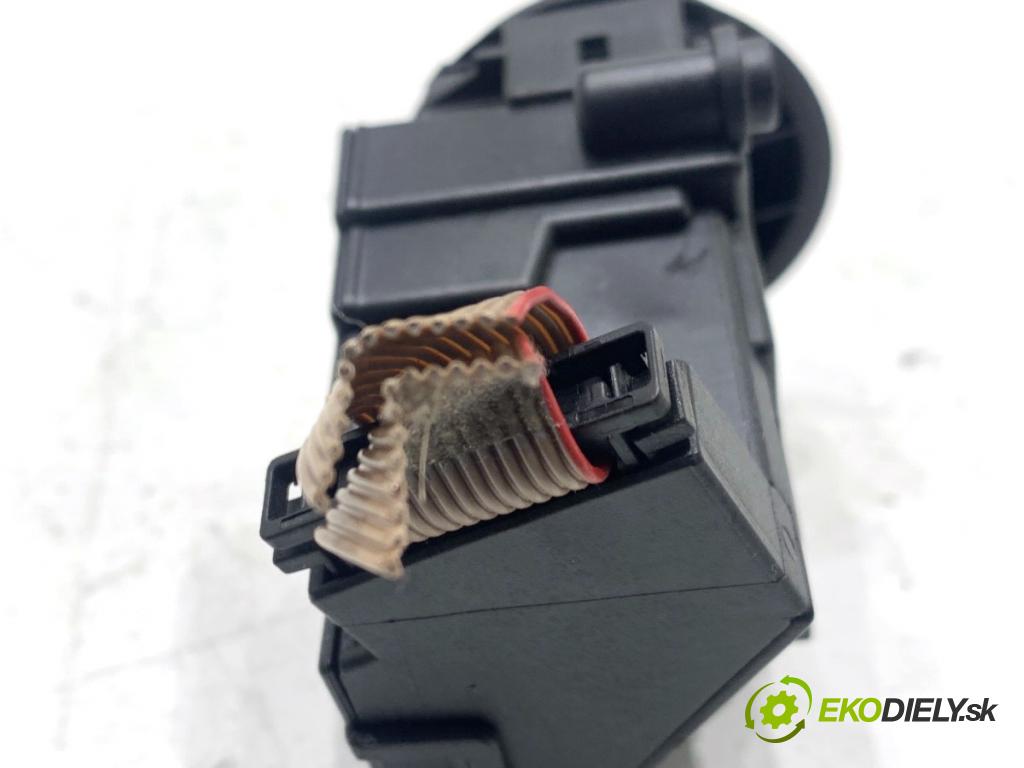 BMW E60 sedan 2007 173 kW 530 d 2993 spínačka 6954722 (Spínací skříňka)