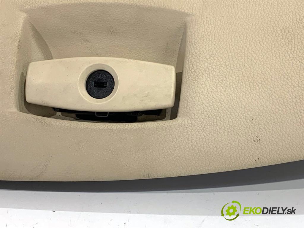 BMW E60 sedan 2007 173 kW 530 d 2993 Priehradka, kastlík spolujazdca  (Priehradka (kastlík))