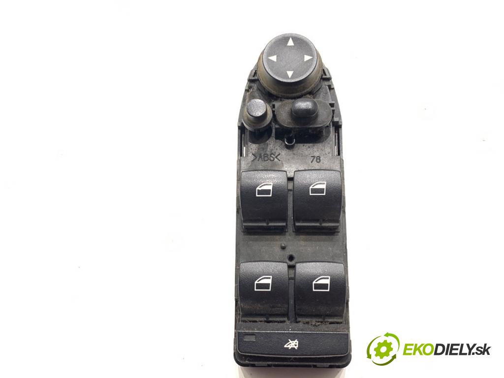 BMW E60 sedan 2007 173 kW 530 d 2993 přepínač oken 9122111 (Páčky pod volantem)