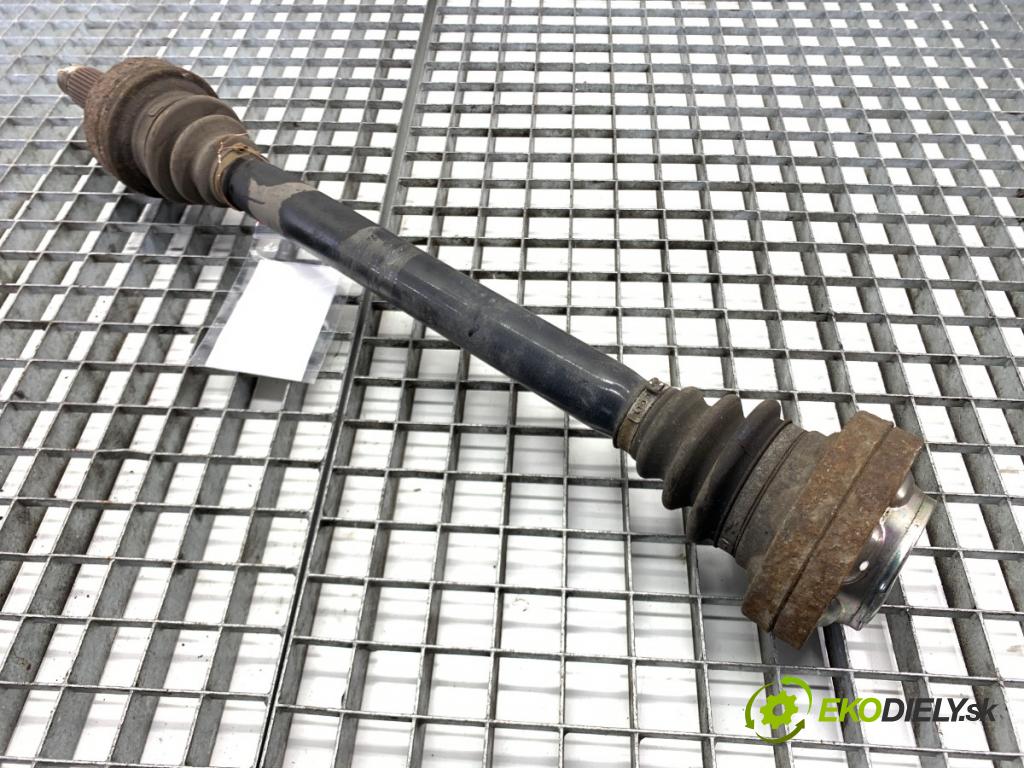 BMW E60 sedan 2007 173 kW 530 d 2993 poloos pravý zadní část 7572429