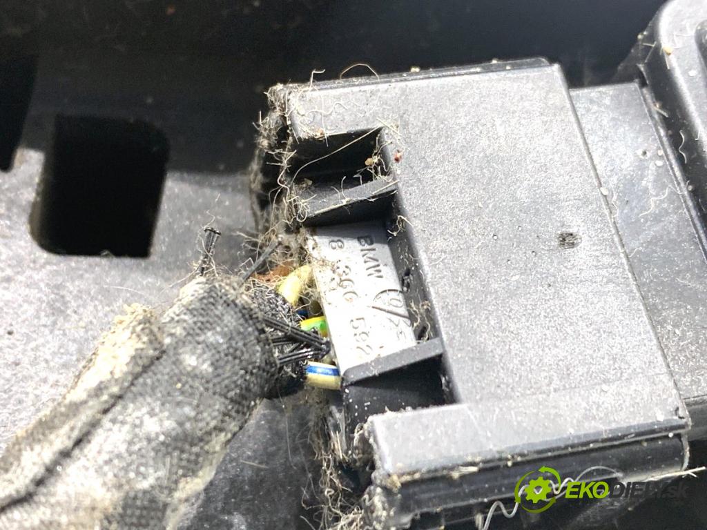 BMW E60 sedan 2007 173 kW 530 d 2993 potenciometr plynového pedálu 6772646 (Potenciometr plynového pedálu)