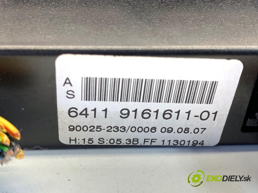 BMW E60 sedan 2007 173 kW 530 d 2993 Panel ovládania kúrenia 9161611 (Prepínacie páčky pod volantom)