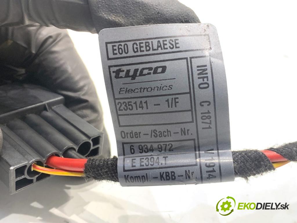 BMW E60 sedan 2007 173 kW 530 d 2993 odpor rezistor topení vzduchu 6988425 (Odpor topení)