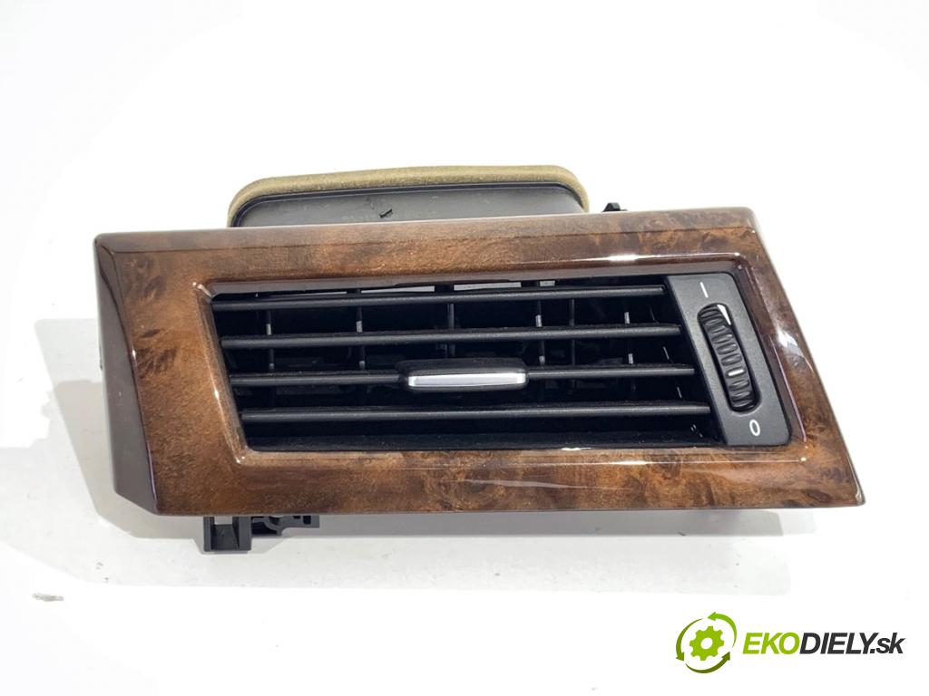 BMW E60 sedan 2007 173 kW 530 d 2993 lišty kryt 6970268 6970267 (Lišta)