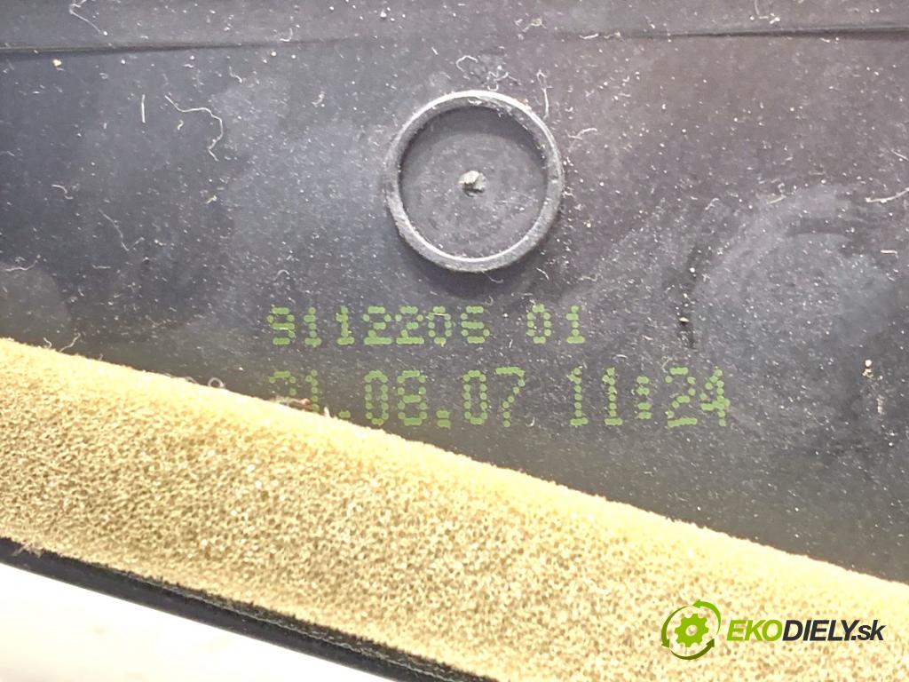 BMW E60 sedan 2007 173 kW 530 d 2993 Mriežky kúrenia predný 6910734