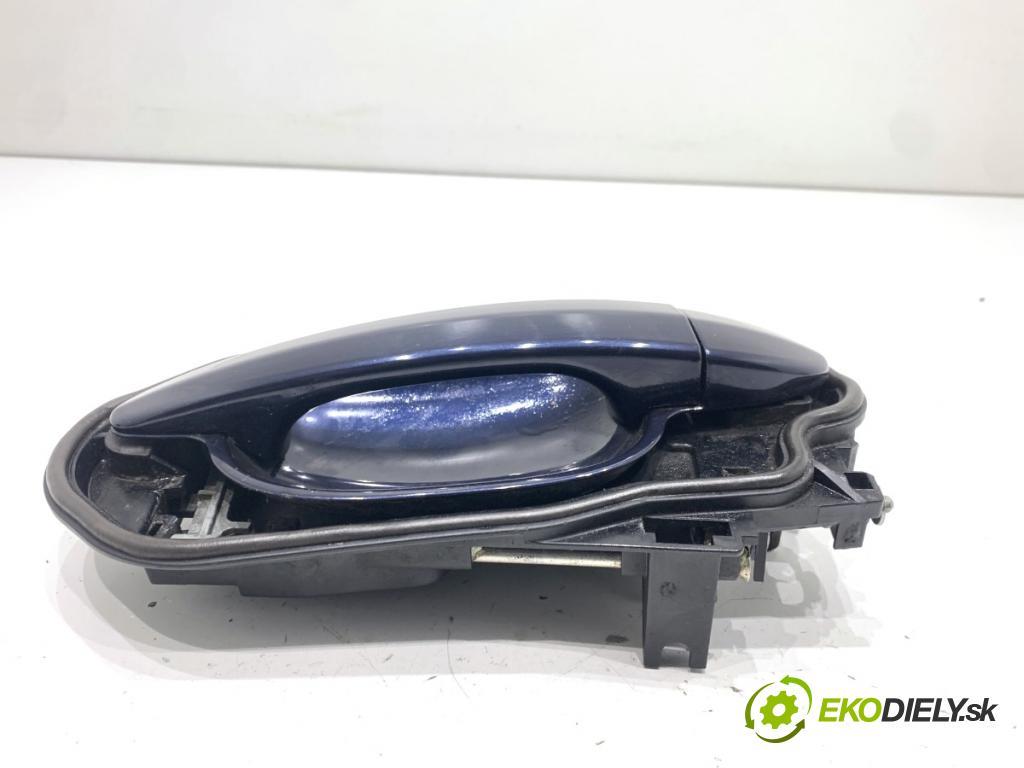 BMW E60 sedan 2007 173 kW 530 d 2993 klika vnejší pravý přední část 