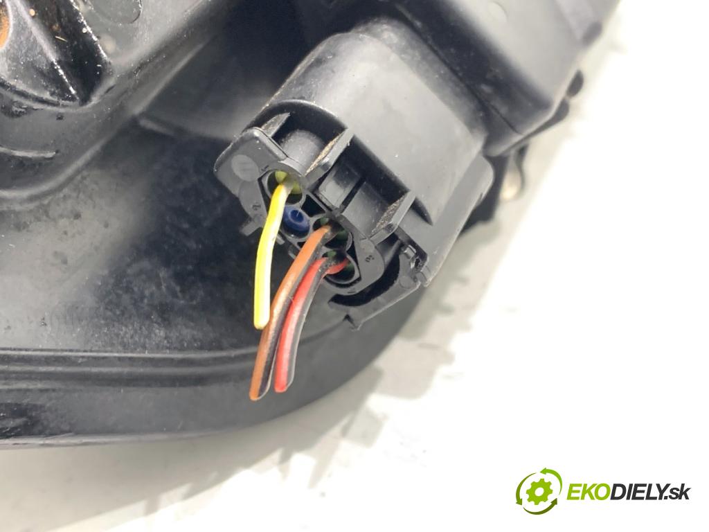 BMW E60 sedan 2007 173 kW 530 d 2993 klika vnejší pravý zadní část