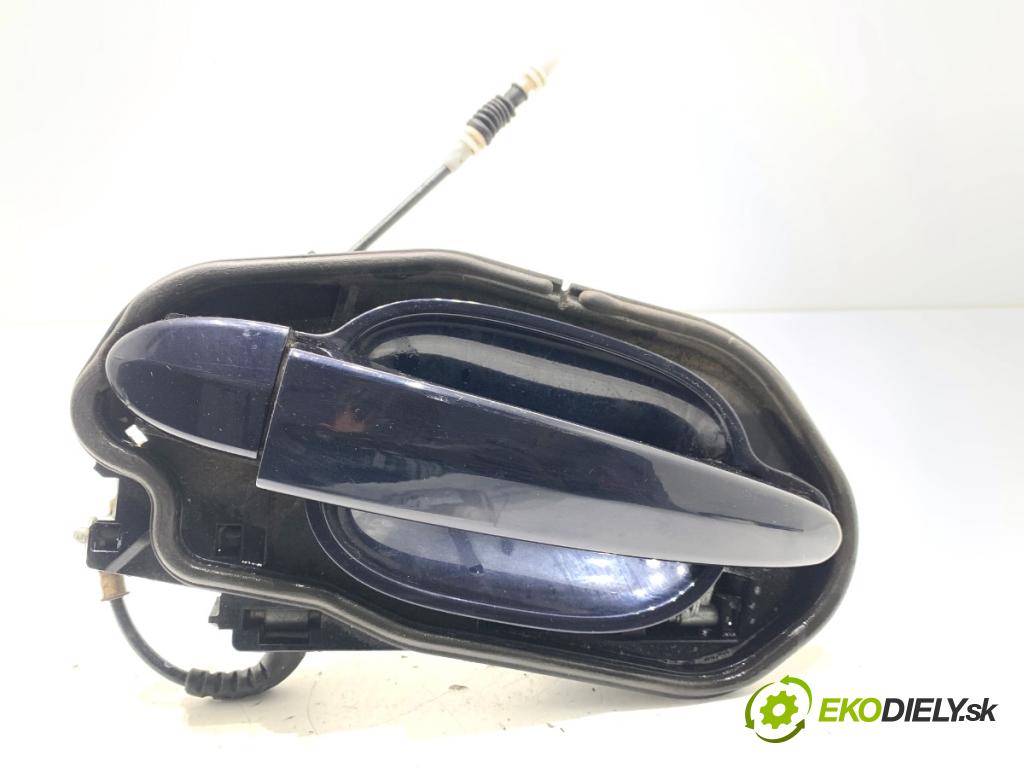 BMW E60 sedan 2007 173 kW 530 d 2993 klika vnejší levý zadní část 