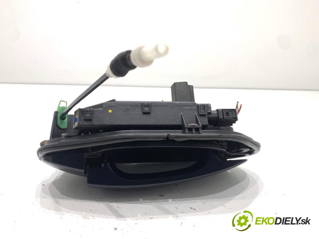 BMW E60 sedan 2007 173 kW 530 d 2993 klika vnejší levý zadní část